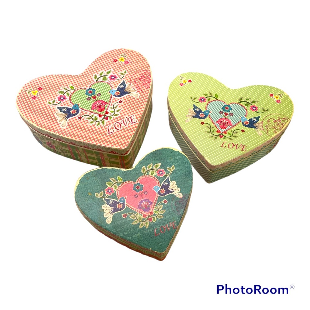 Country spring chic stackable nesting boxes heart shaped set of 3